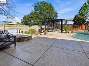 1499 Aspen Ct, Livermore CA 94551