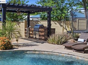 1499 Aspen Ct, Livermore CA 94551