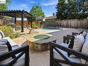 1499 Aspen Ct, Livermore CA 94551