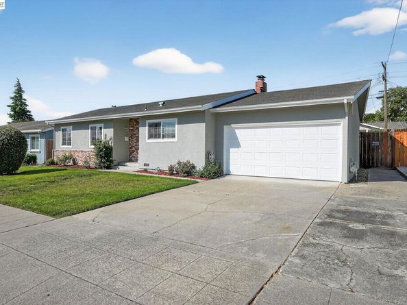 8578 Deervale Rd, Dublin CA 94568