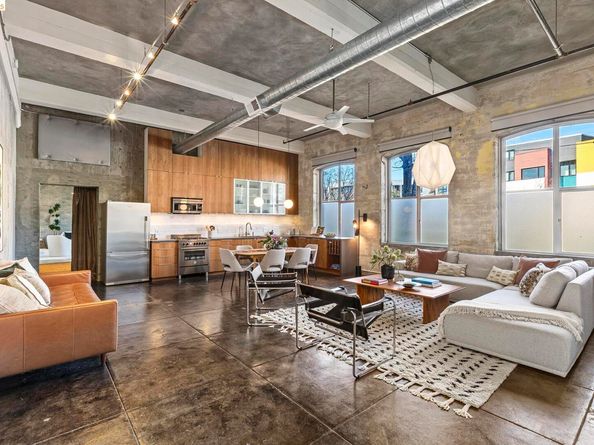 3240 Peralta St 2, Oakland CA 94608