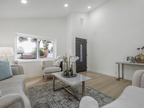 34858 Starling Dr, Union City CA 94587