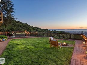 11448 Lochard St, Oakland CA 94605