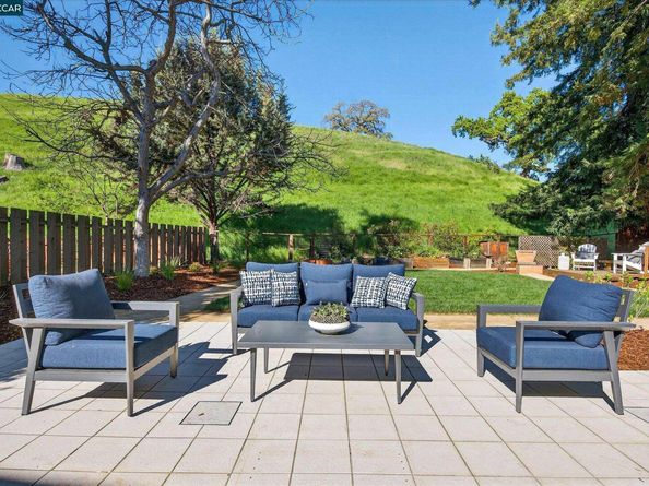 1950 Whitecliff Ct, Walnut Creek CA 94596