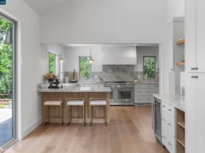 1059 Lizann Dr, Lafayette CA 94549