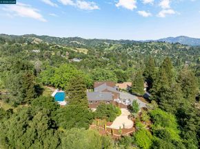 1059 Lizann Dr, Lafayette CA 94549
