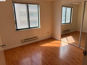 988 Franklin St 601, Oakland CA 94607