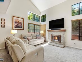 54 Garden View Ln, Pleasant Hill CA 94523