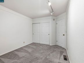 54 Garden View Ln, Pleasant Hill CA 94523