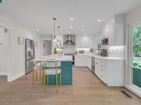 235 Appalachian Dr, Martinez CA 94553