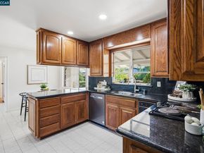 61 Sullivan Dr, Moraga CA 94556