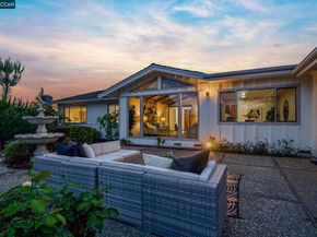 61 Sullivan Dr, Moraga CA 94556