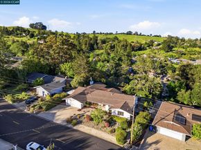 61 Sullivan Dr, Moraga CA 94556