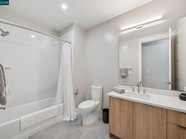 600 Hartz Ave 114, Danville CA 94526