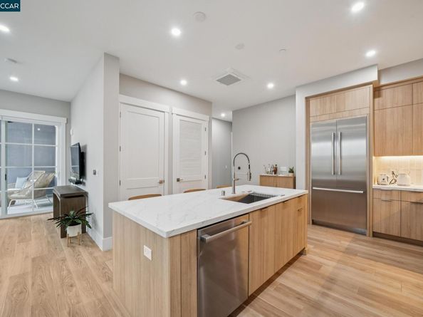 600 Hartz Ave 114, Danville CA 94526