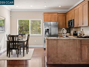 200 Valletta Ln, Pleasanton CA 94566