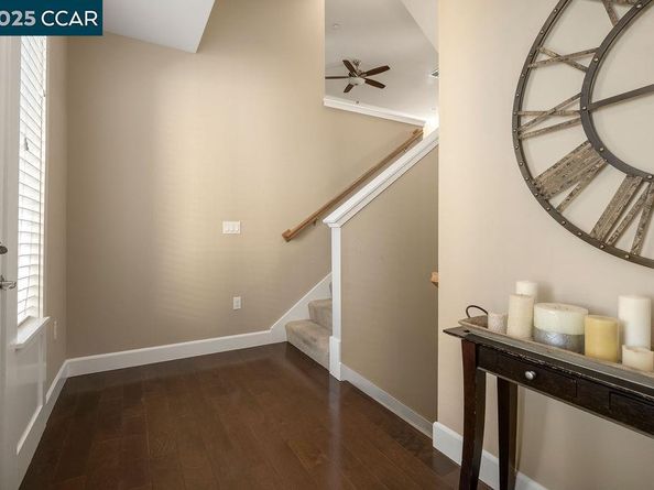 200 Valletta Ln, Pleasanton CA 94566