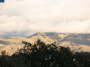 3535 Terra Granada Dr 1B, Walnut Creek CA 94595