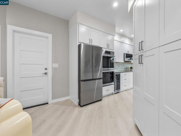 3535 Terra Granada Dr 1B, Walnut Creek CA 94595