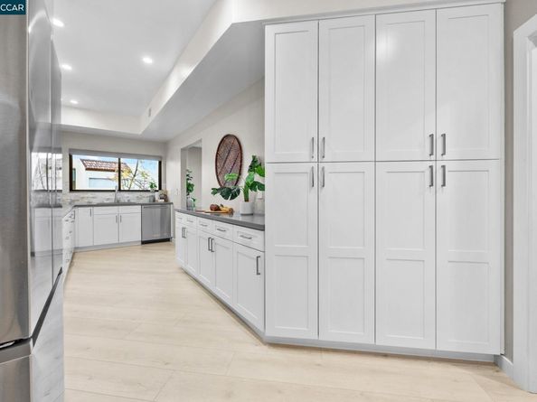 3535 Terra Granada Dr 1B, Walnut Creek CA 94595