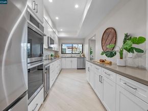 3535 Terra Granada Dr 1B, Walnut Creek CA 94595