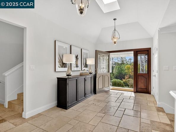 30 Presher Way, Lafayette CA 94549