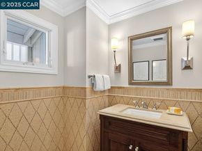 30 Presher Way, Lafayette CA 94549