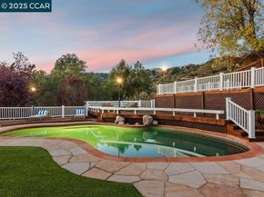 30 Presher Way, Lafayette CA 94549