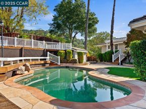 30 Presher Way, Lafayette CA 94549