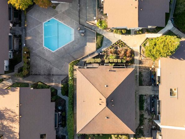 1437 Marchbanks 8, Walnut Creek CA 94598