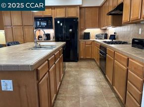 2667 Beachwood, Hayward CA 94545