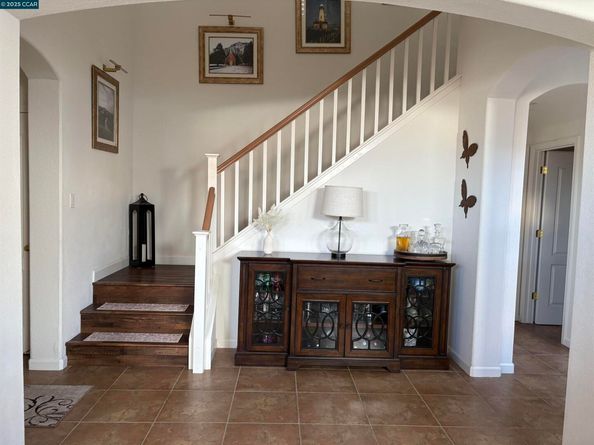 2667 Beachwood, Hayward CA 94545