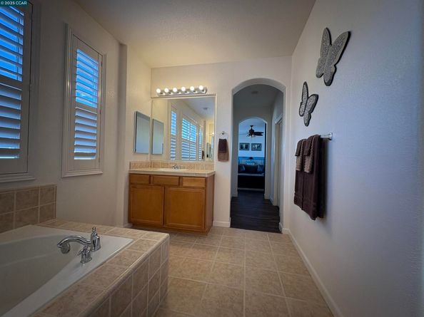 2667 Beachwood, Hayward CA 94545