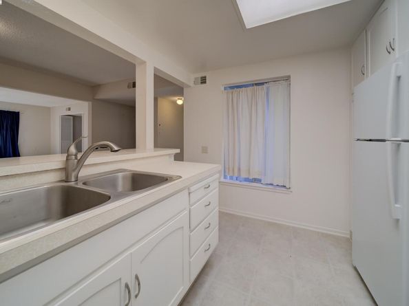 1708 Golden Rain Road 3, Walnut Creek CA 94595