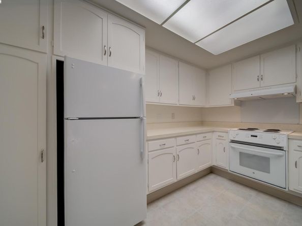 1708 Golden Rain Road 3, Walnut Creek CA 94595