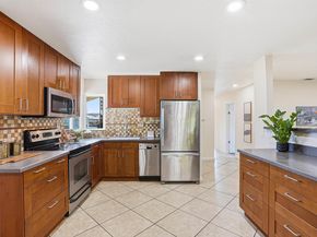 6179 Tourraine Dr, Newark CA 94560