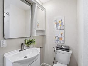 6179 Tourraine Dr, Newark CA 94560