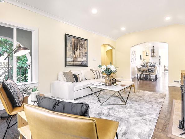 100 Sonia St., Oakland CA 94618