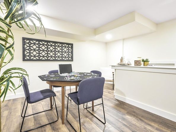 100 Sonia St., Oakland CA 94618