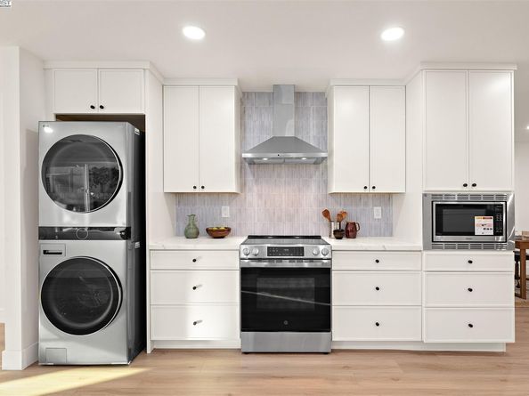 14700 Acacia St, San Leandro CA 94579