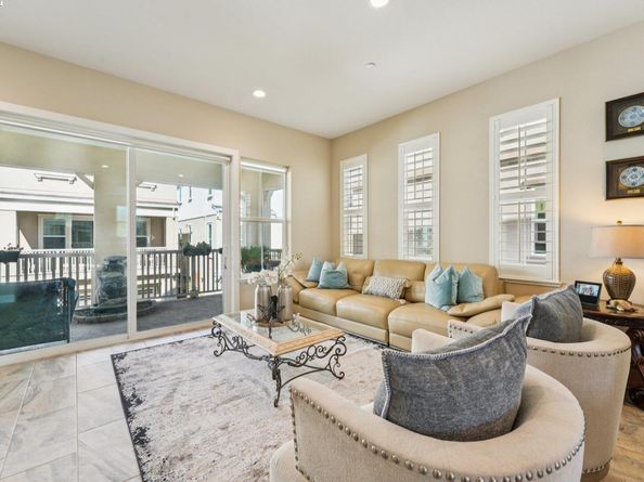 7213 Calistoga Ln, Dublin CA 94568