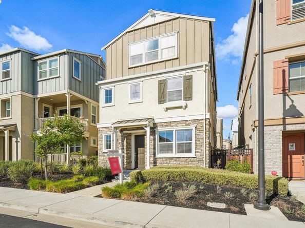 7213 Calistoga Ln, Dublin CA 94568