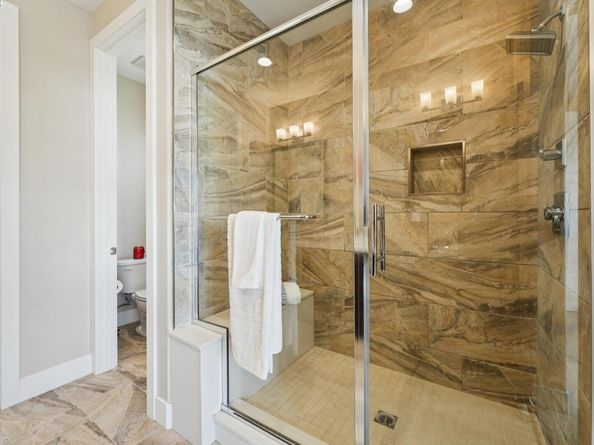 7213 Calistoga Ln, Dublin CA 94568