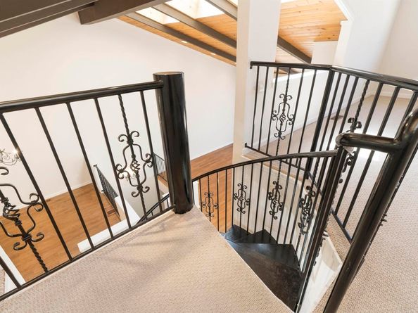 1881 Grand View Drive, Oakland CA 94618