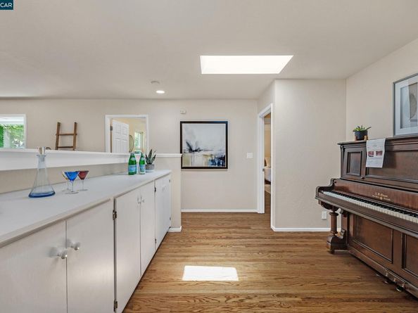 345 Shire Oaks Court, Lafayette CA 94549