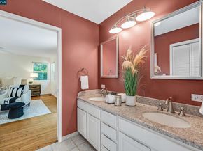 345 Shire Oaks Court, Lafayette CA 94549