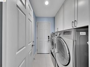 224 Woodbridge Cir, San Mateo CA 94403