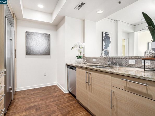 1655 N California Boulevard 114, Walnut Creek CA 94596