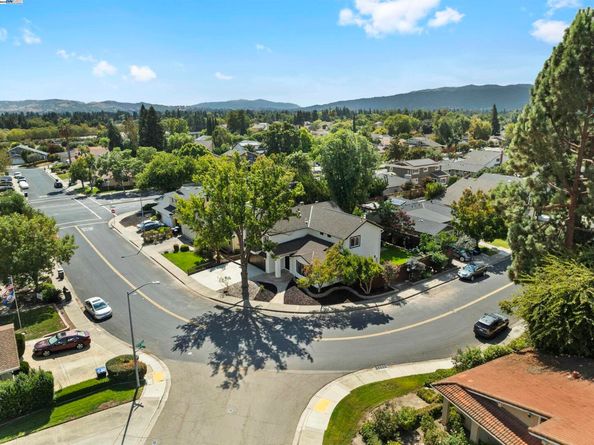 3910 Rockingham Dr, Pleasanton CA 94588