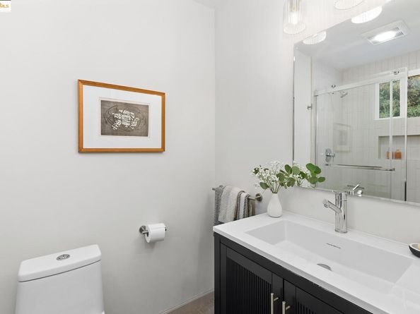 2850 Jennifer Dr, Castro Valley CA 94546